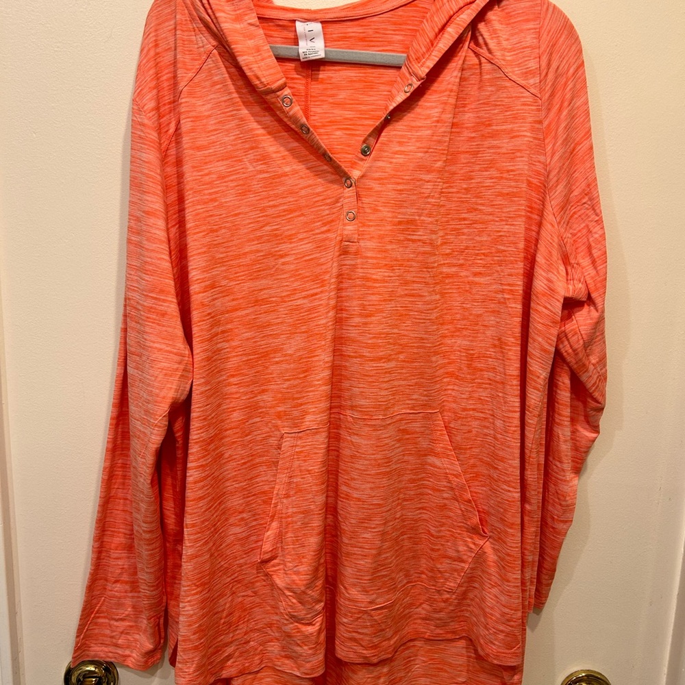 Livi 22/24 Thin Hoodie